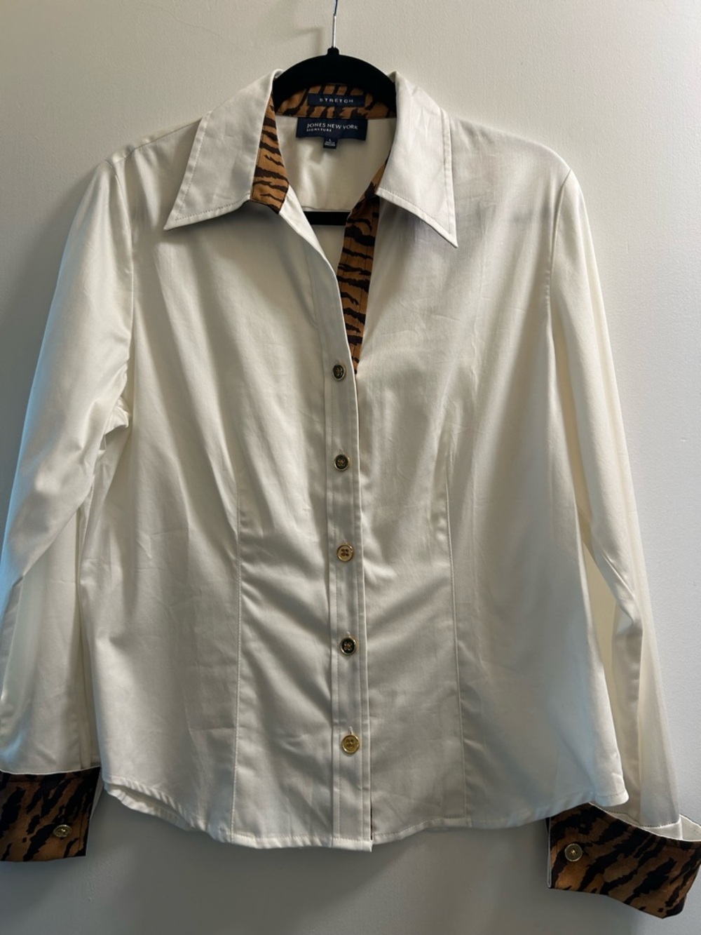 Jones New York Signature Beige Jacket with Tiger-Print Trim